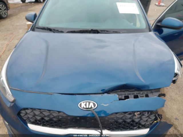 KNDCB3LC1M5488575 KIA NIRO LX