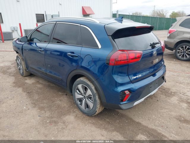 KNDCB3LC1M5488575 KIA NIRO LX