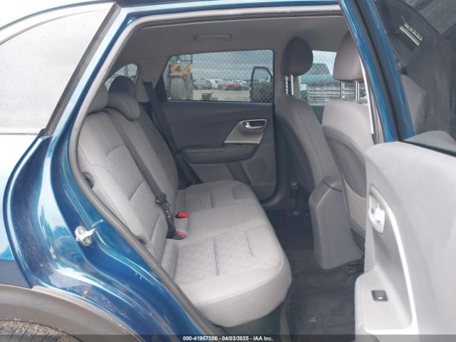 KNDCB3LC1M5488575 KIA NIRO LX