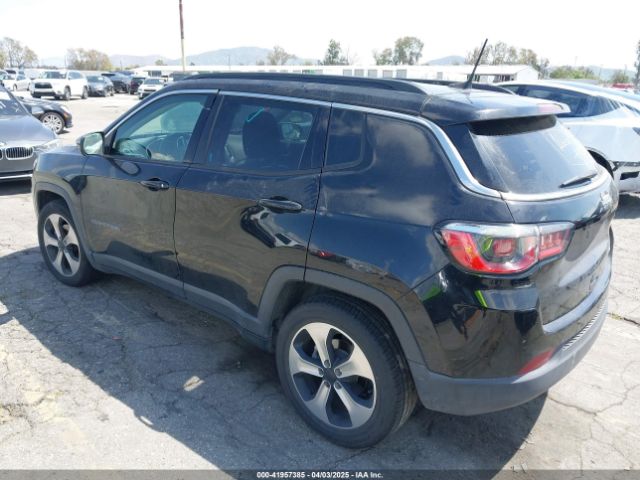 2017 JEEP NEW COMPASS 3C4NJCBB1HT658802 Photo 2