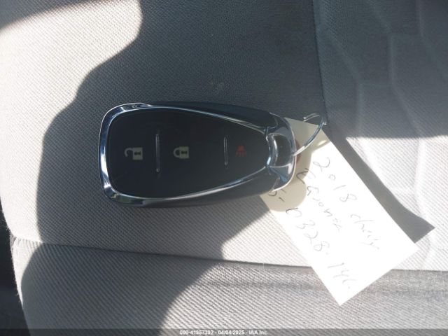 3GNAXHEV0JS533776 Chevrolet EQUINOX LS