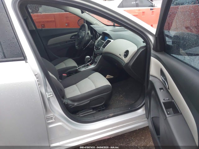 1G1PC5SH3G7216067 Chevrolet Cruze Limited Ls Auto