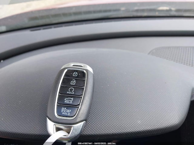 KMHLM4AG4MU093197 Hyundai ELANTRA SEL
