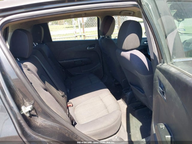 1G1JC6SHXE4190514 Chevrolet Sonic Lt Auto