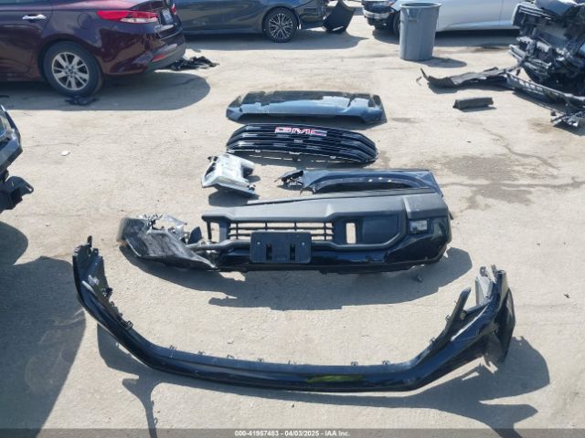 1GTUUCET2NZ586441 GMC Sierra 1500 4wd  Short Box Elevation With 3sb