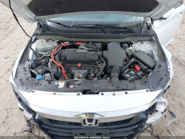 1HGCV3F94JA010033 Honda Accord Hybrid Touring