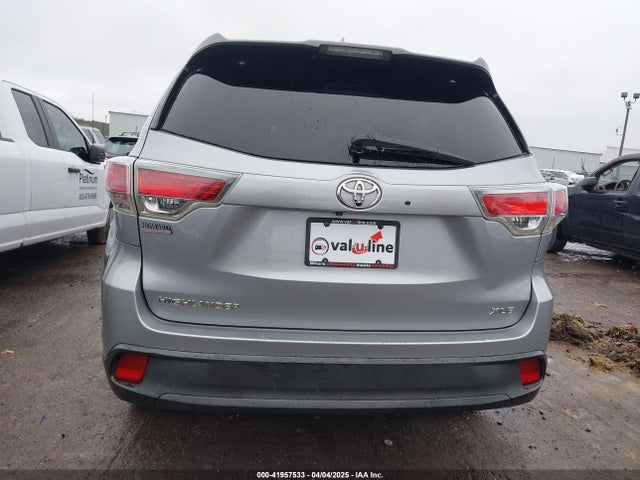 5TDKKRFHXFS113383 Toyota Highlander Xle V6