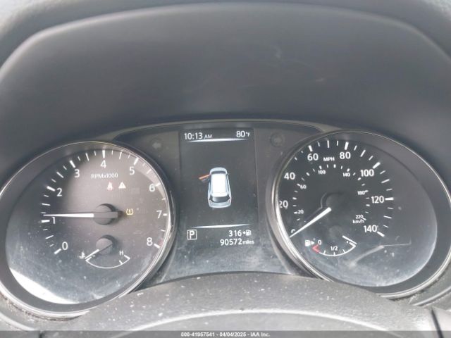 JN8AT2MT9HW380416 Nissan ROGUE SV