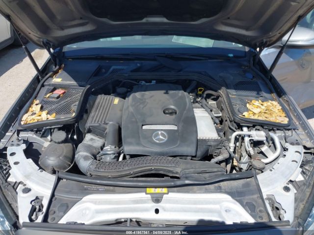 55SWF4JB0FU056349 Mercedes-Benz C 300 Luxury/sport