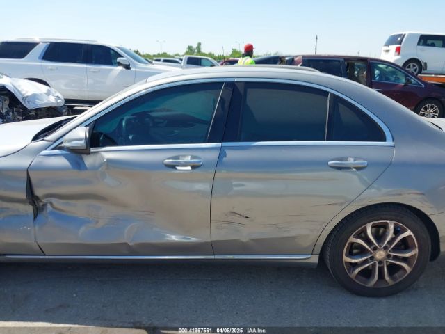 55SWF4JB0FU056349 Mercedes-Benz C 300 Luxury/sport