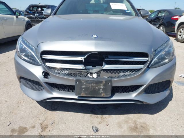 55SWF4JB0FU056349 Mercedes-Benz C 300 Luxury/sport
