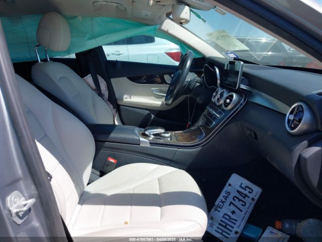 55SWF4JB0FU056349 Mercedes-Benz C 300 Luxury/sport