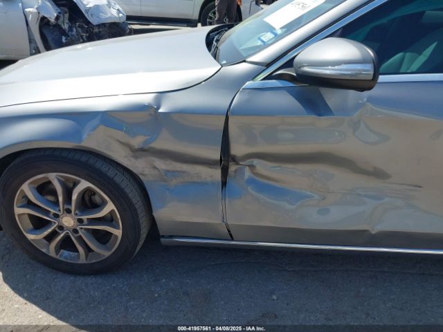 55SWF4JB0FU056349 Mercedes-Benz C 300 Luxury/sport