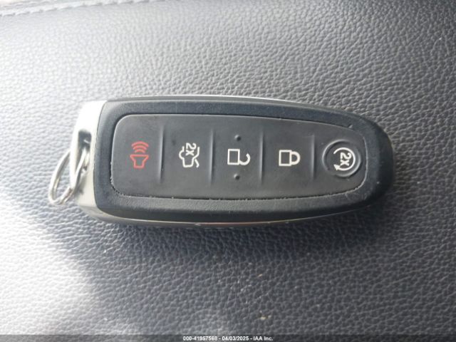 1FMCU9GD9KUC57650 Ford ESCAPE SE