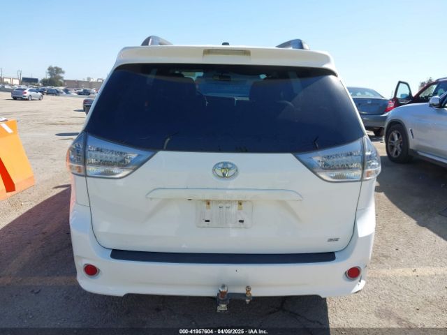 5TDXK3DC0GS702003 Toyota Sienna Se 8 Passenger