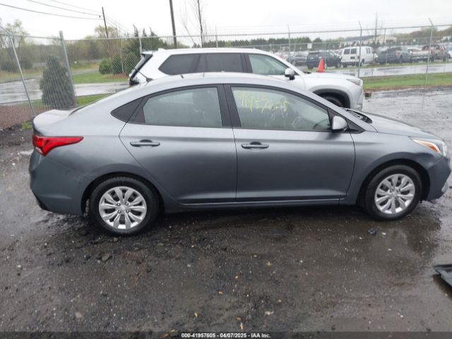 3KPC24A3XKE088606 Hyundai ACCENT SE