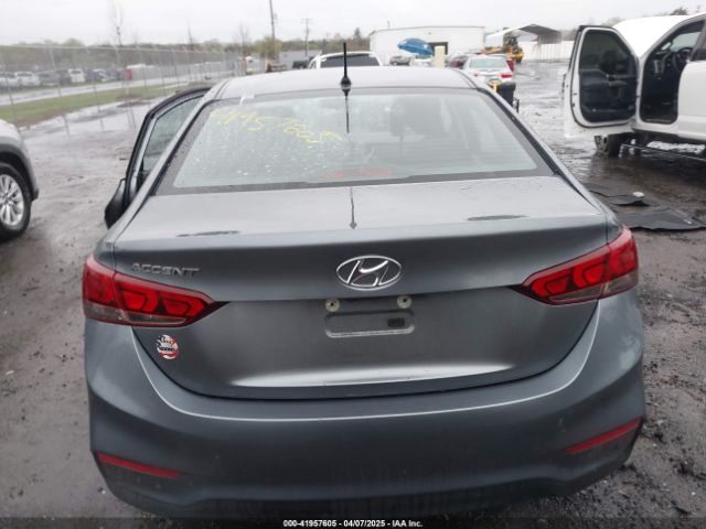 3KPC24A3XKE088606 Hyundai ACCENT SE