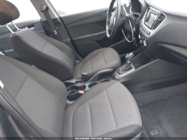 3KPC24A3XKE088606 Hyundai ACCENT SE