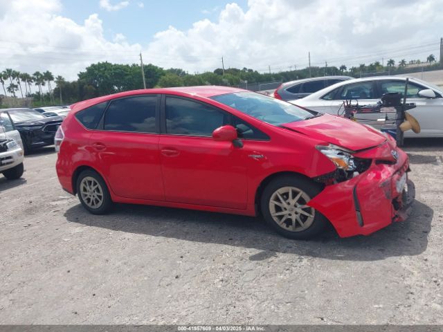 JTDZN3EU8FJ020702 Toyota Prius V Four