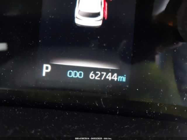 5TDDSKFC8NS047144 Toyota Sienna Xse