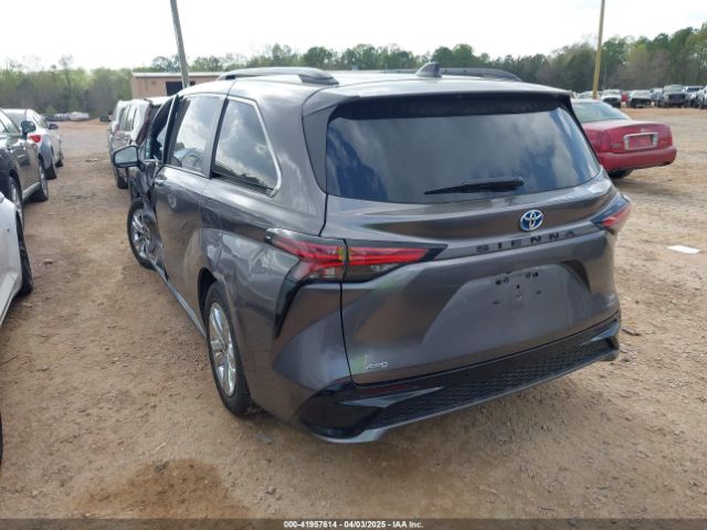 5TDDSKFC8NS047144 Toyota Sienna Xse