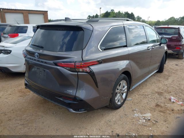 5TDDSKFC8NS047144 Toyota Sienna Xse