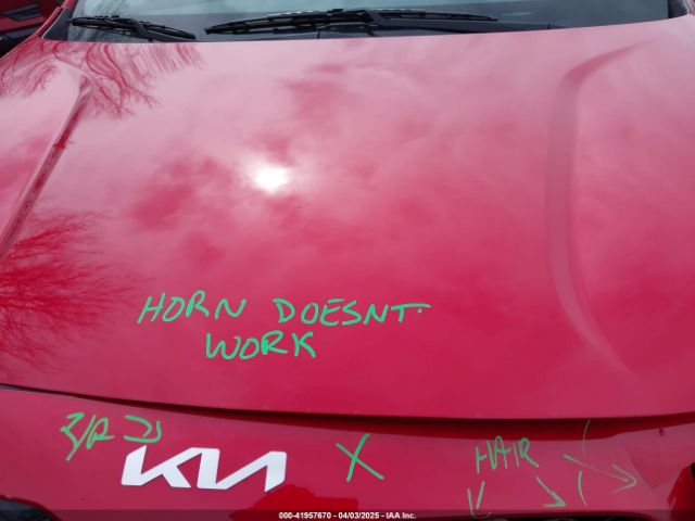 KNDCB3LC7N5518664 KIA NIRO LX