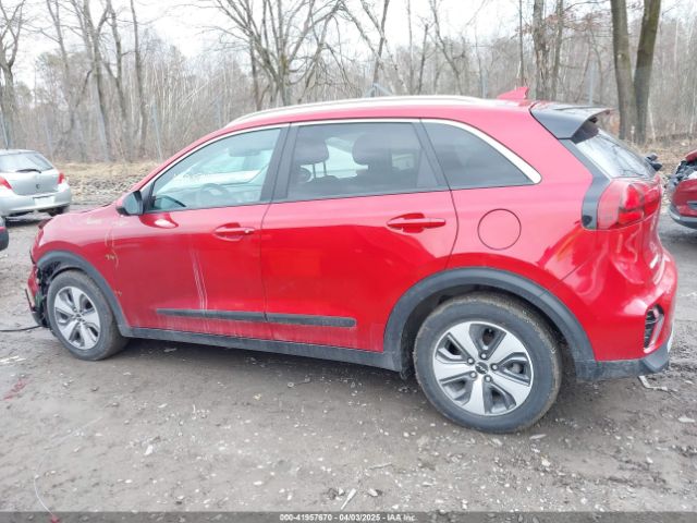 KNDCB3LC7N5518664 KIA NIRO LX