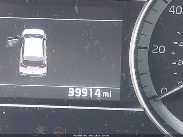 KNDCB3LC7N5518664 KIA NIRO LX