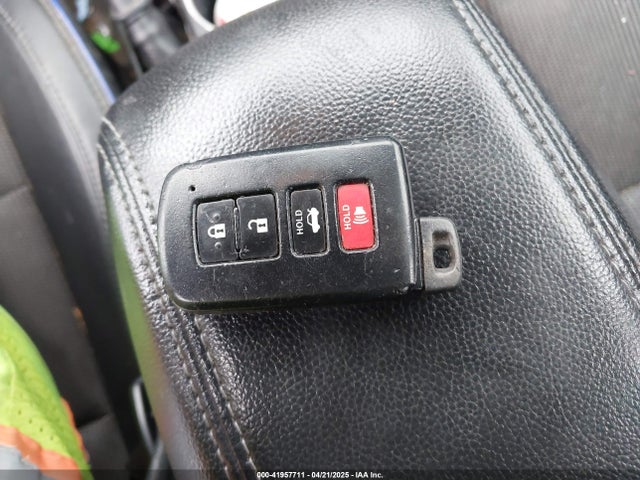 2T1BURHE4HC781186 Toyota 2zr-fe