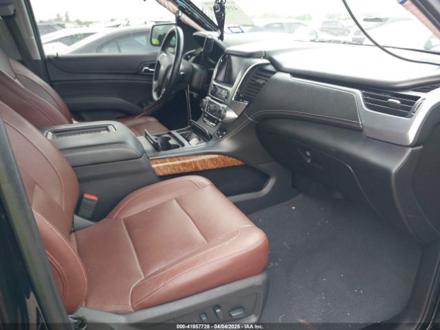 1GNSKJKJ3KR231852 Chevrolet Suburban Premier