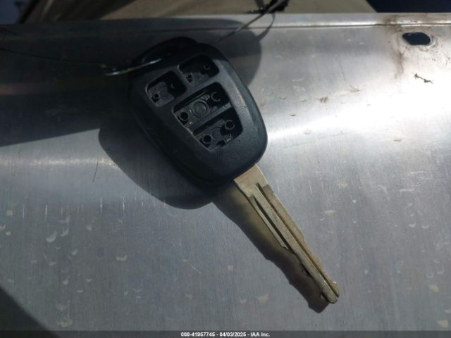 2T3WFREV1GW239905 Toyota Rav4 Xle