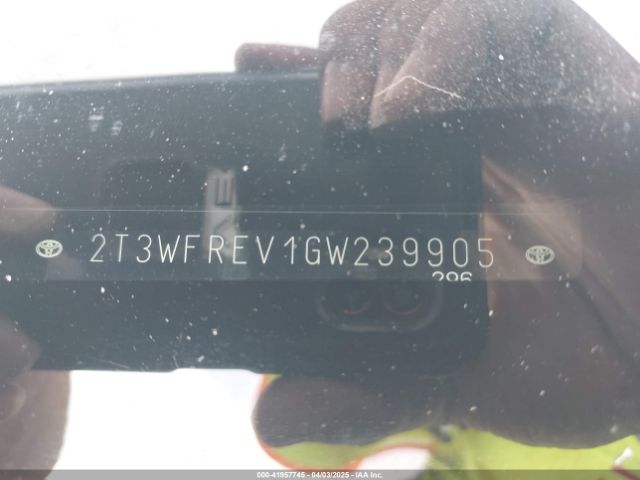 2T3WFREV1GW239905 Toyota Rav4 Xle