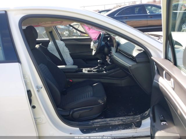 KNAG24J79S5296537 KIA K5 LXS