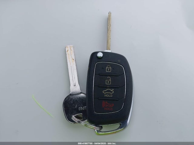 5NPE24AF7GH385452 Hyundai SONATA SE