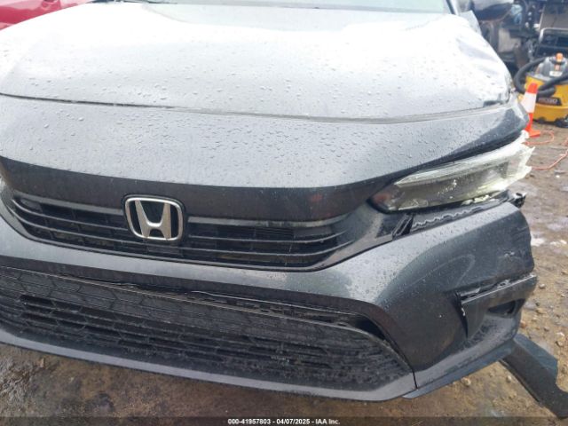 2HGFE2F57NH573749 Honda Civic Sport