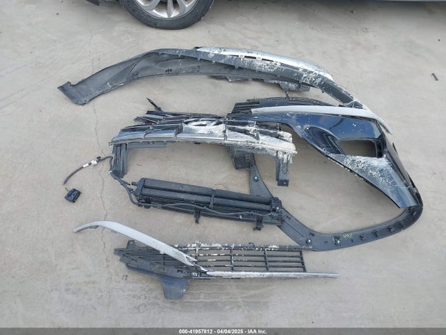 5NMJC3AE1NH012981 Hyundai TUCSON SEL