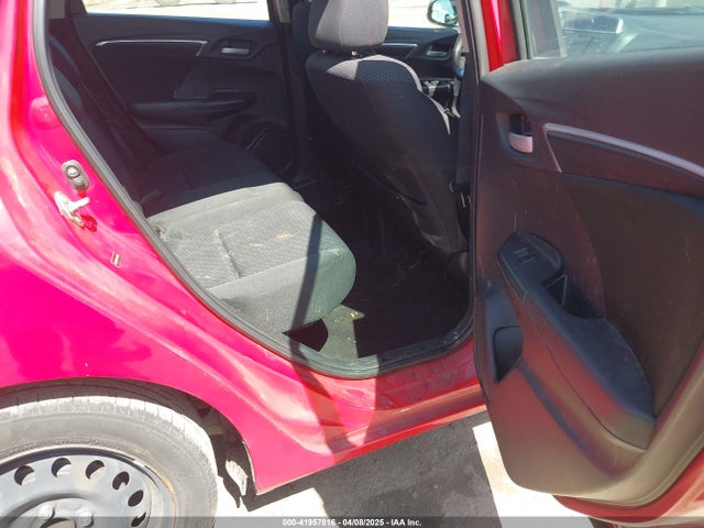 3HGGK5H48KM749515 Honda FIT LX