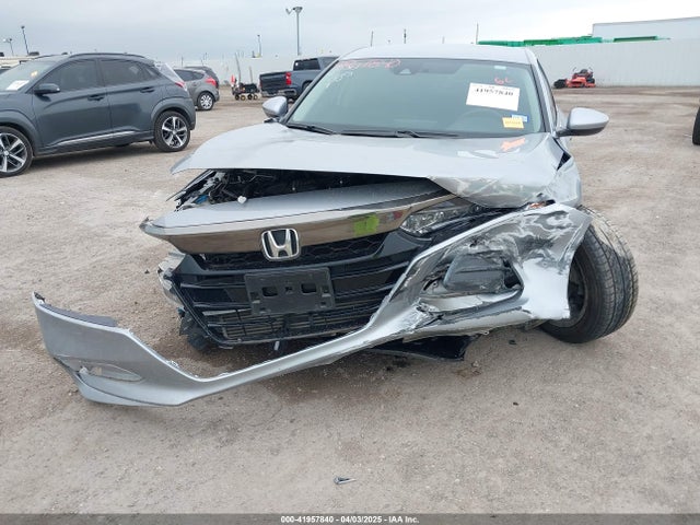 1HGCV1F18LA037611 Honda ACCORD LX