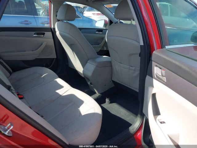 5NPE24AF8JH693222 Hyundai SONATA SE