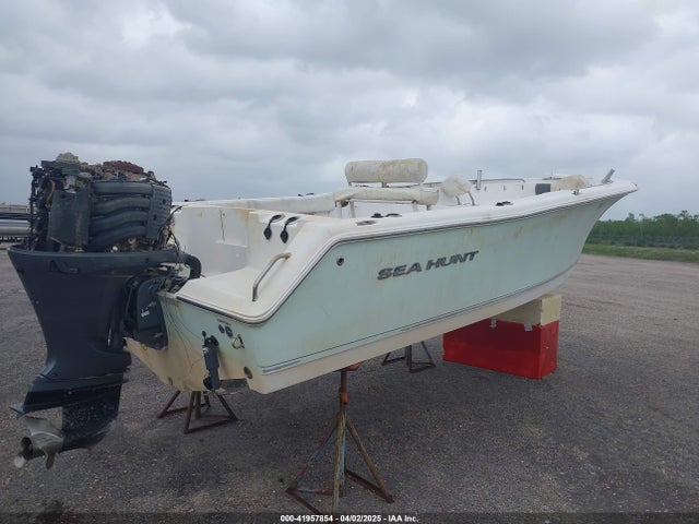 Sea Hunt Boat 2014 SXSU0477K415 Image 4