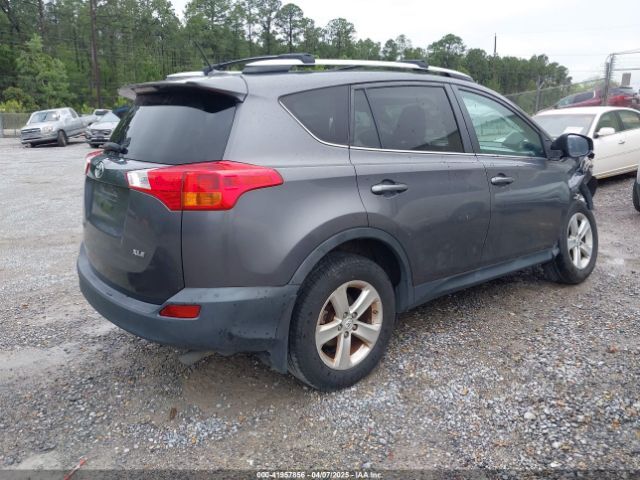 2T3WFREV3EW074260 Toyota Rav4 Xle