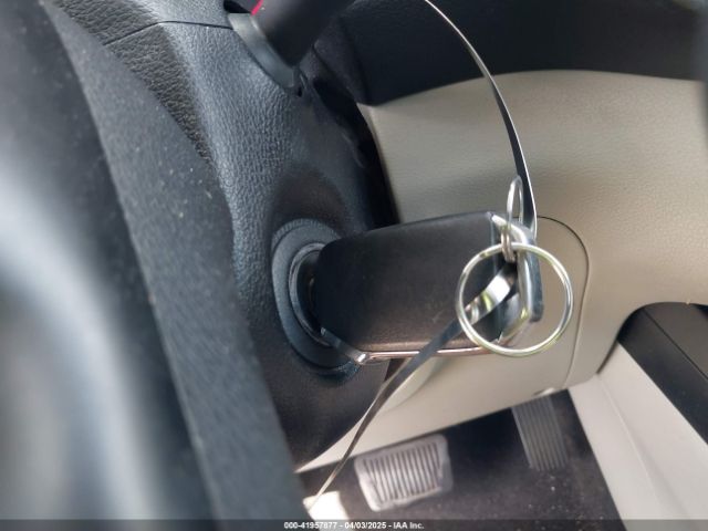 KNDJ23AU7L7119368 KIA SOUL LX