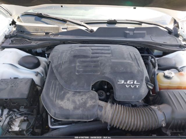 2019 DODGE CHALLENGER 2C3CDZJG6KH756484 Photo 9