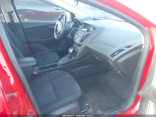 1FADP3K23HL259577 Ford FOCUS SE