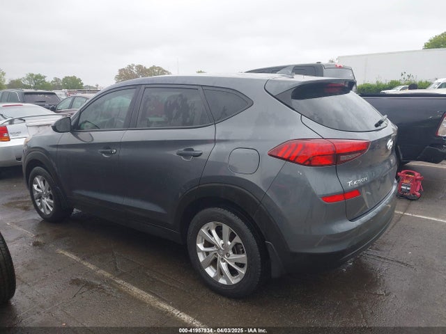 KM8J23A48KU996494 Hyundai TUCSON SE