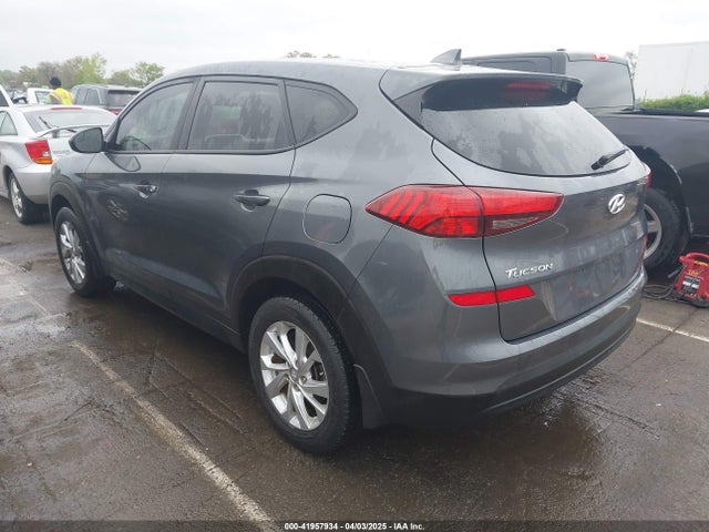 KM8J23A48KU996494 Hyundai TUCSON SE