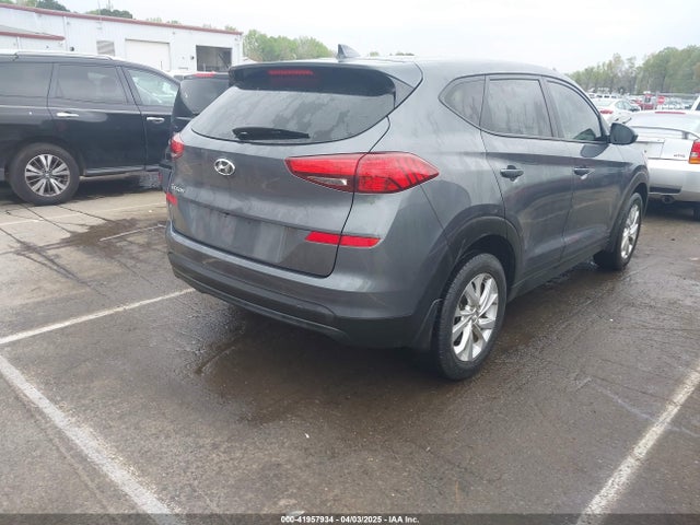 KM8J23A48KU996494 Hyundai TUCSON SE