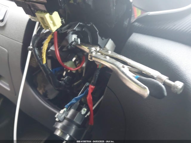 KM8J23A48KU996494 Hyundai TUCSON SE