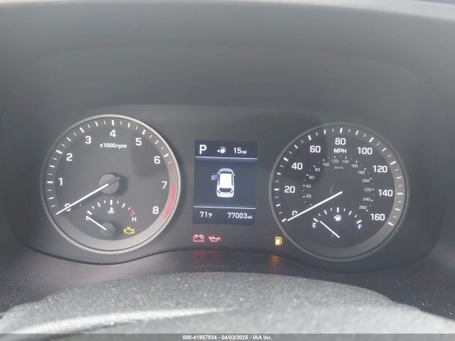 KM8J23A48KU996494 Hyundai TUCSON SE